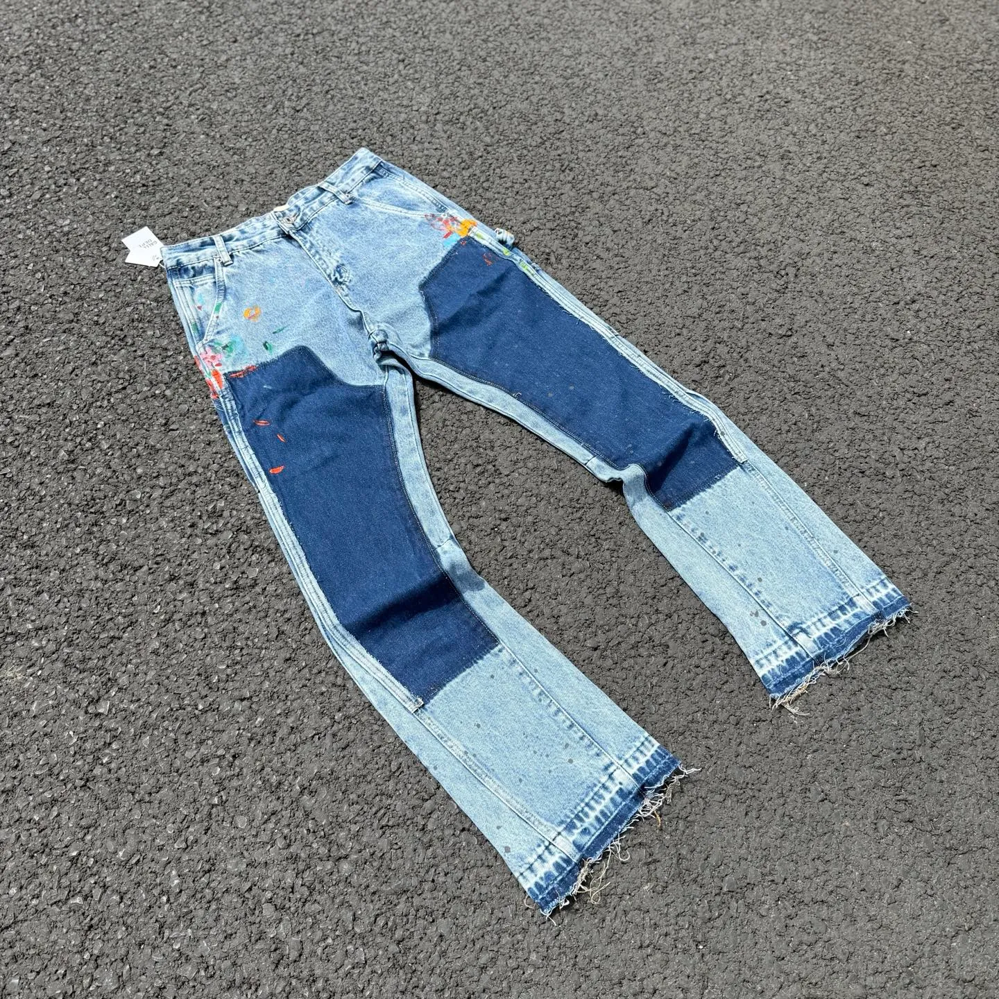 #8163 P250💰 Independent GALLERY DEPT. Vintage splicing loose washed flared jeans - truly restore the ultimate texture of Vintage - original hardware accessories washed and other elevators, QR code analysis are all purchased from the original factory, high degree of restoration, you are welcome to compare the products~ - three-dimensional version loose and comfortable without picking the body shape taller and slimmer factory Seiko original factory quality control same style for men and women can be matched with couples Versatile recommendation Necessary jeans for all seasons -Size: 28 30 32 34 36